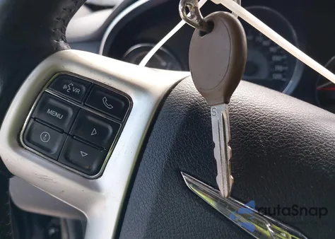 2013 Chrysler 200 Touring z USA, uszkodzony, nr VIN 1C3CCBBG4DN702295